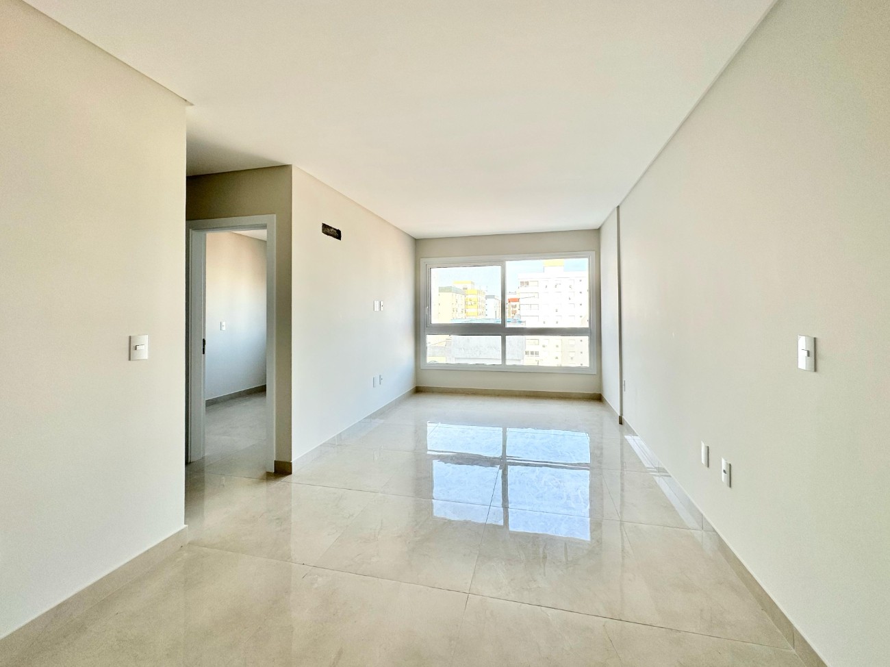 Apartamento 2 dormitórios à venda no bairro Centro em Capão Da Canoa - imovel 6202